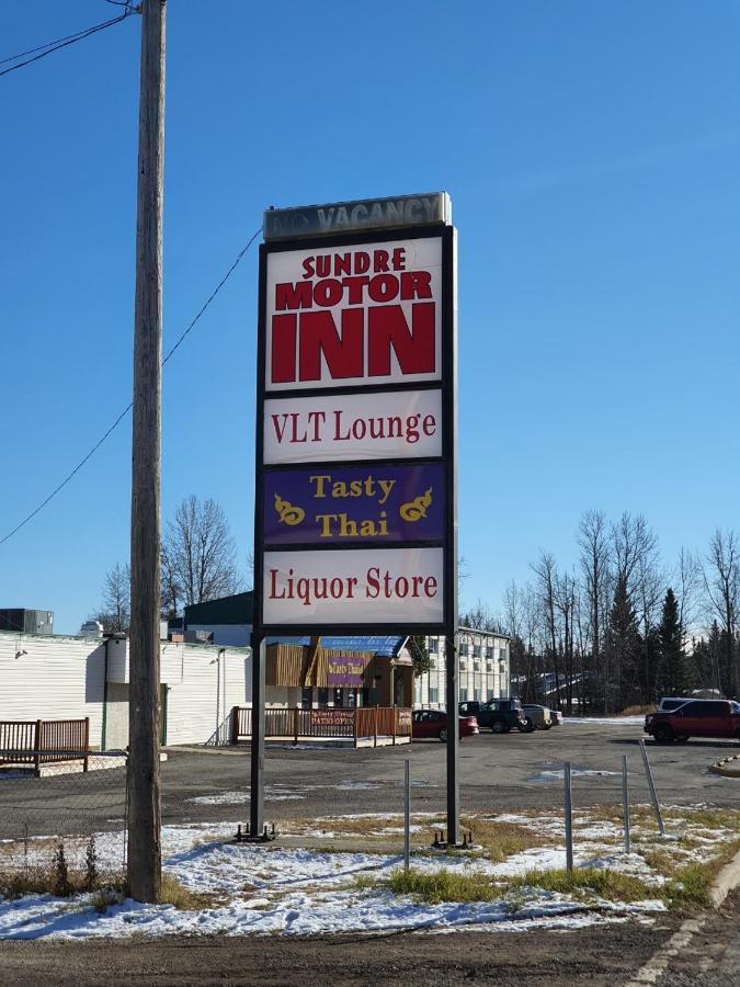 Sundre Motor Inn Экстерьер фото