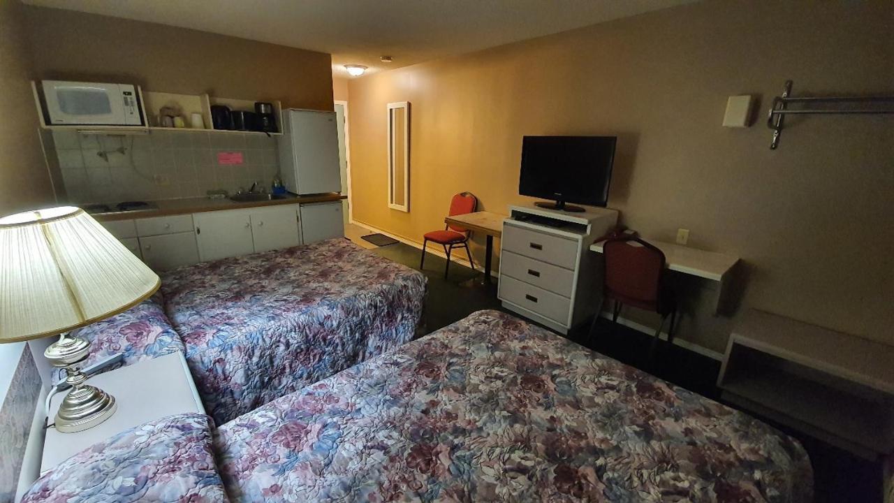 Sundre Motor Inn Экстерьер фото