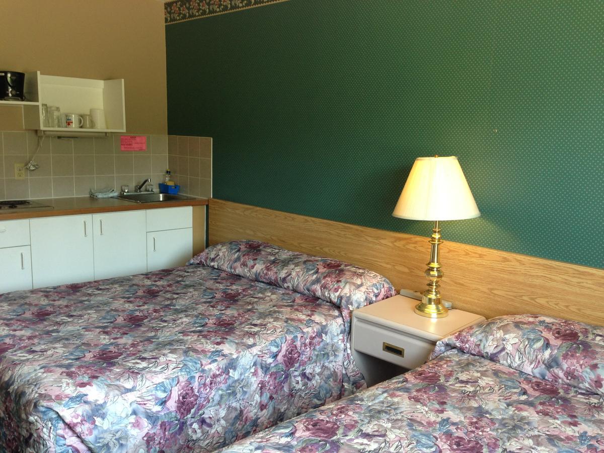 Sundre Motor Inn Экстерьер фото